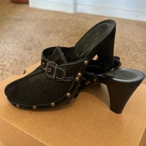 Black suede studded  clogs 7